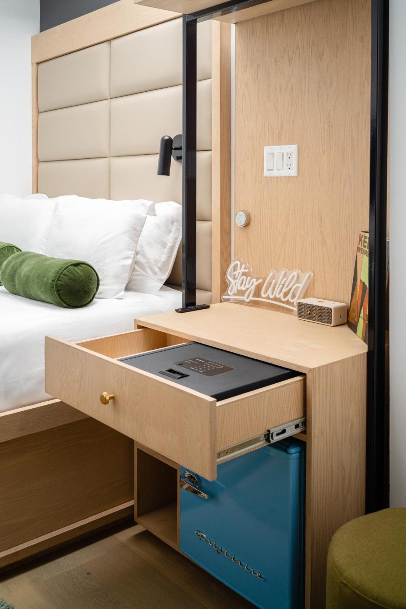 Little Charlie Hotel New York Bagian luar foto